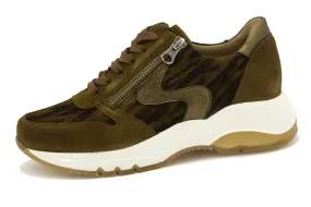Sneaker Tan Suede